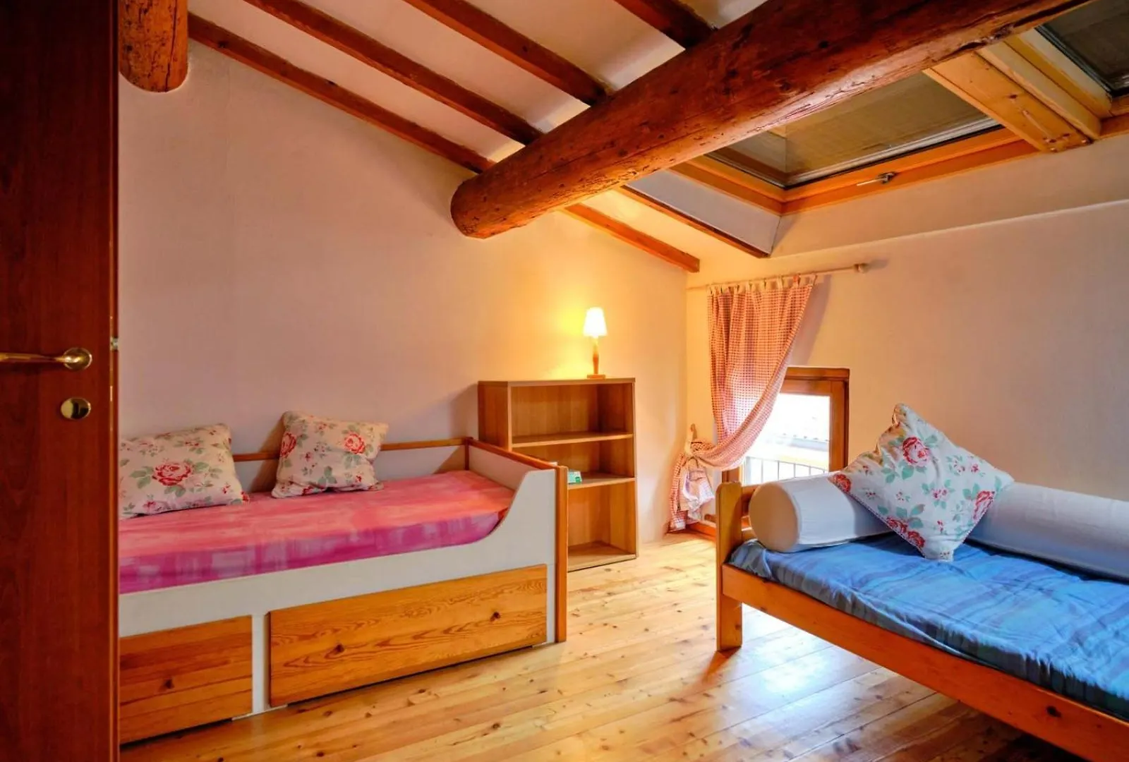 Welcome Traveller Bernardo House Garda  0*, Garda (Verona) Italy